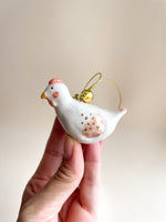 Carregar imagem no visualizador da galeria, Enfeite Galinha Natalina
