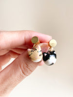 Carregar imagem no visualizador da galeria, Brinco Par de Gatinhos
