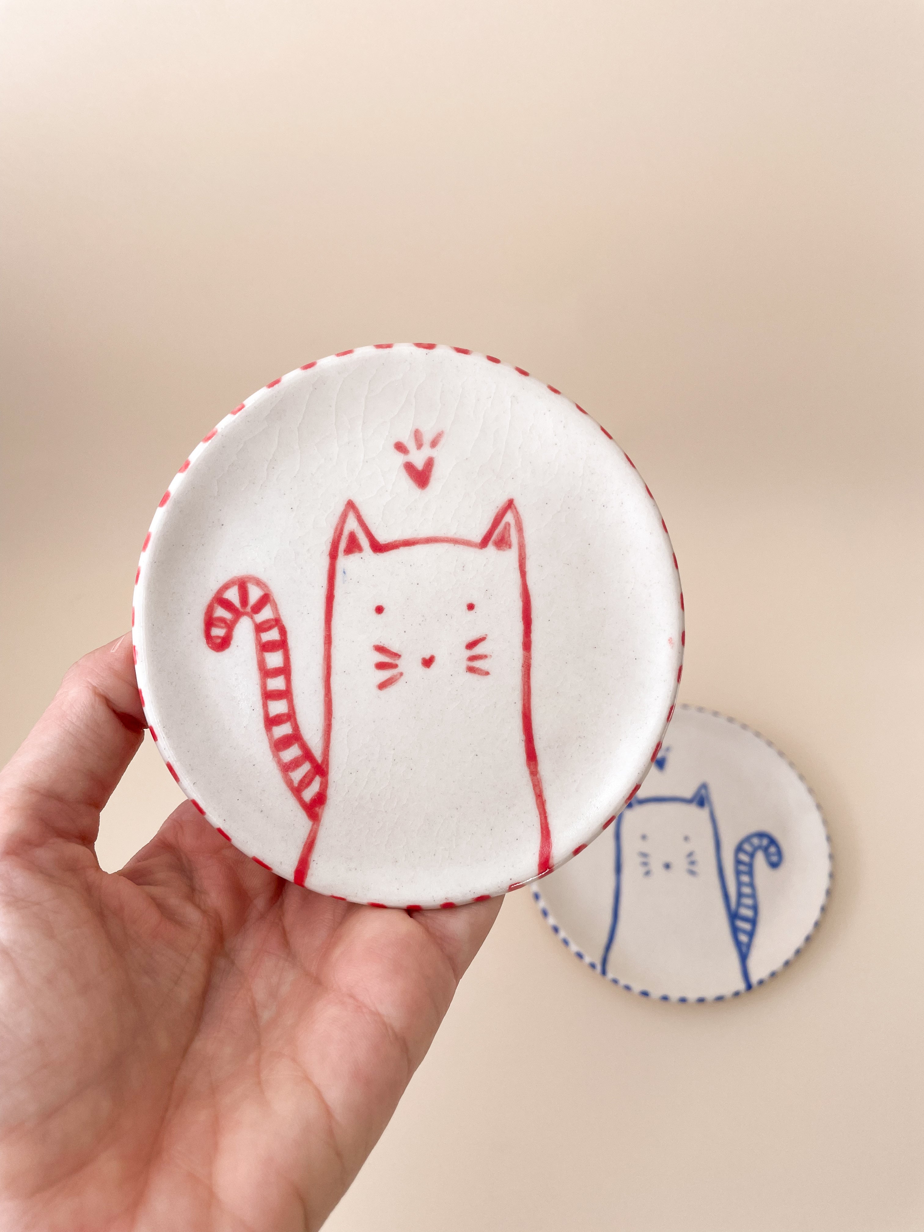 Dupla de Pratinhos Gatitos Azul e Vermelho