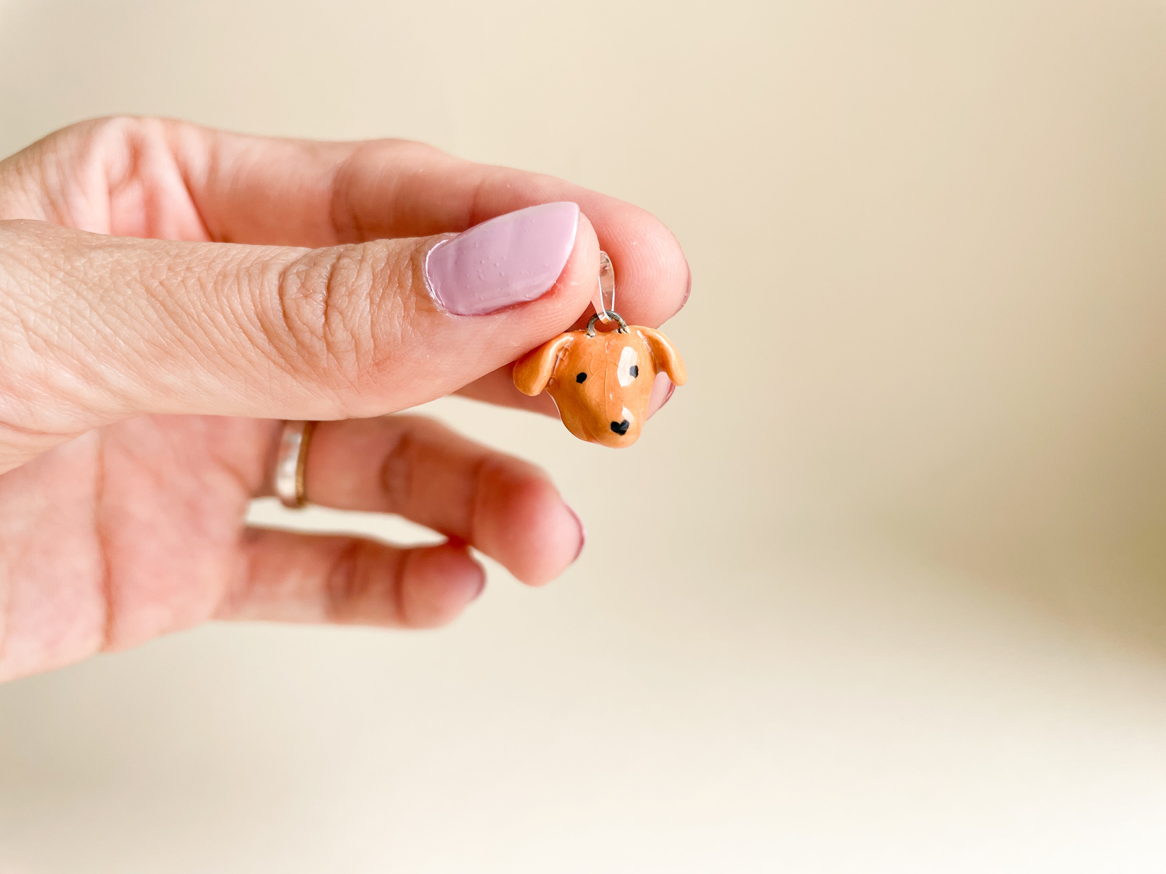 Pingente Vira Lata Caramelo