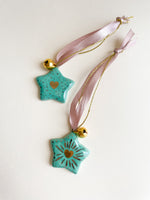 Carregar imagem no visualizador da galeria, Dupla de Enfeites Estrelas
