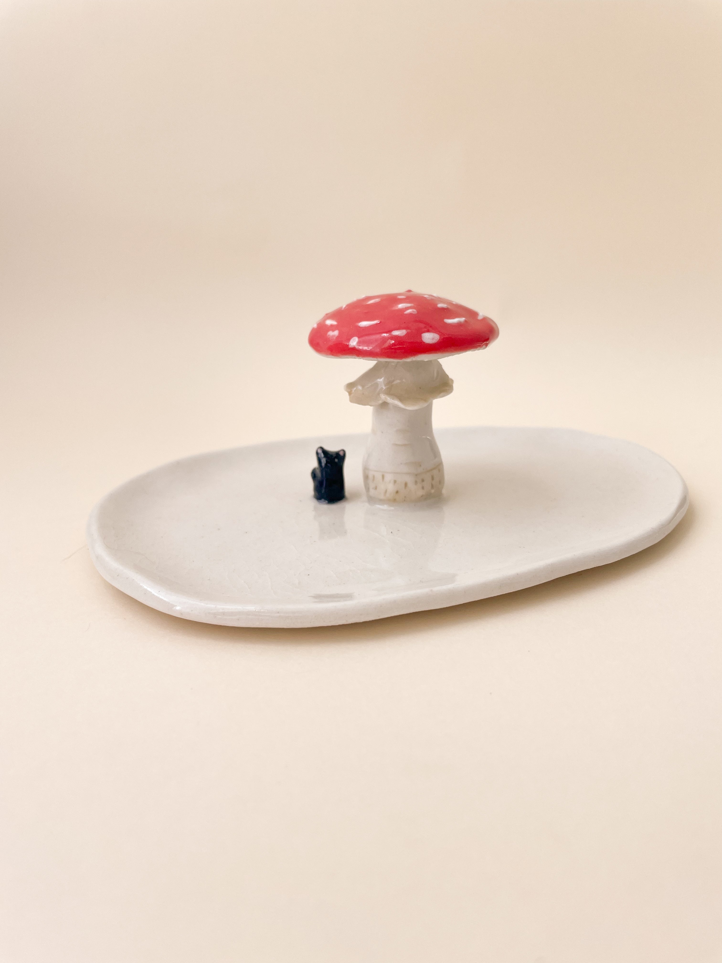Pratinho Porta Joias Amanita e Gato Preto
