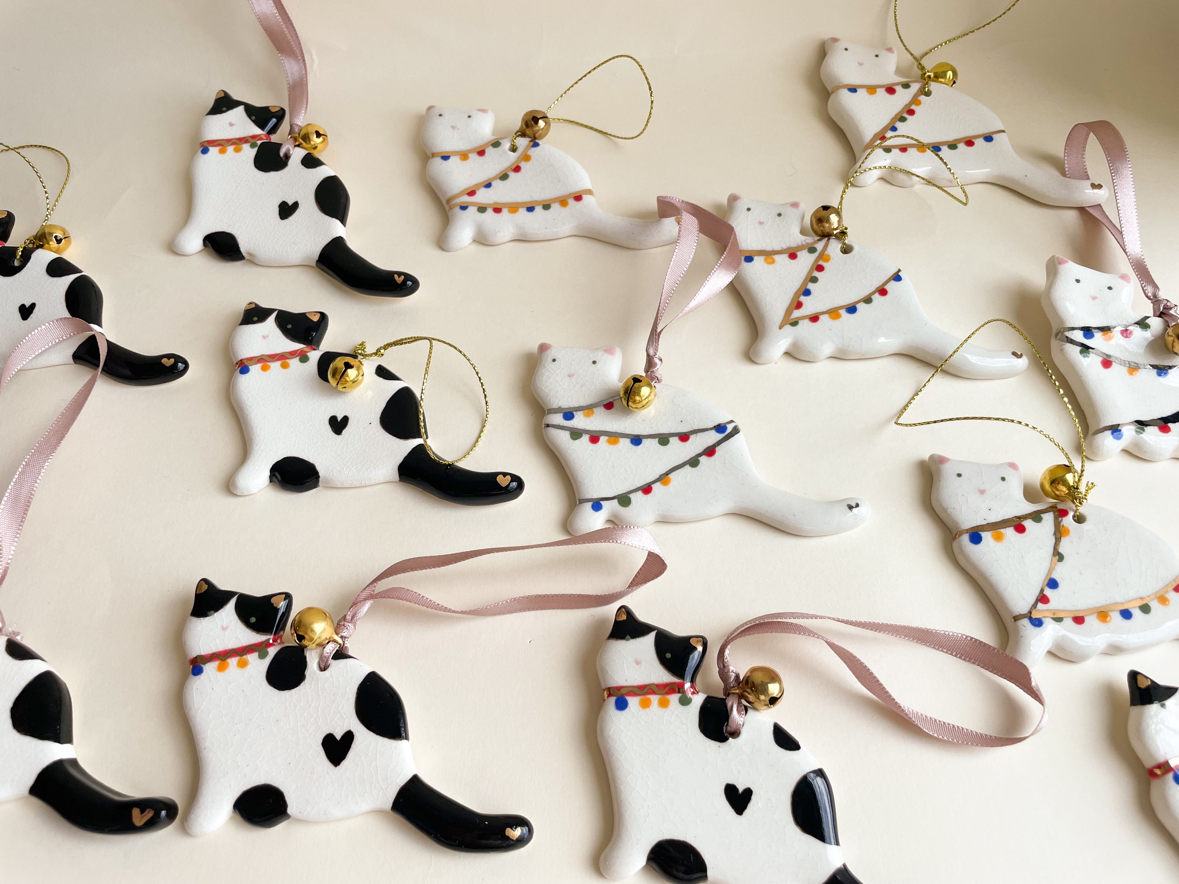 Enfeite de Cerâmica Gatinho Frajola